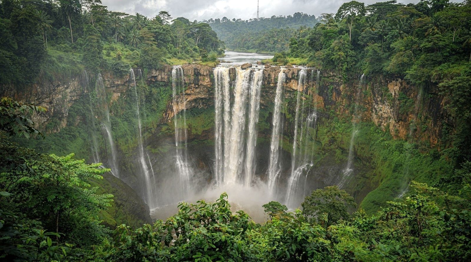 Tumpak Sewu