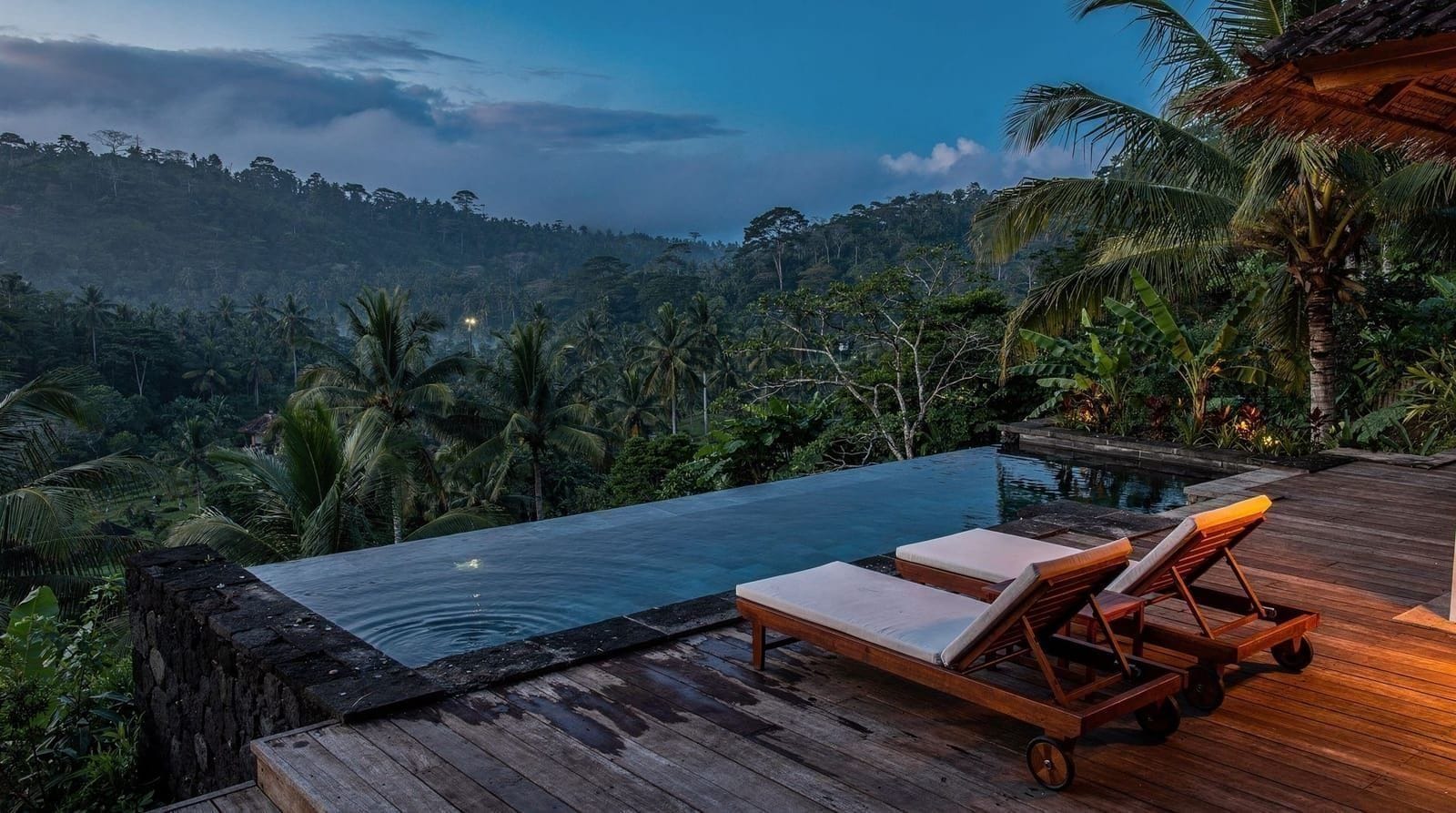 Is a Floating Breakfast Worth It? An Honest Look at Bali's Signature Photo Trend