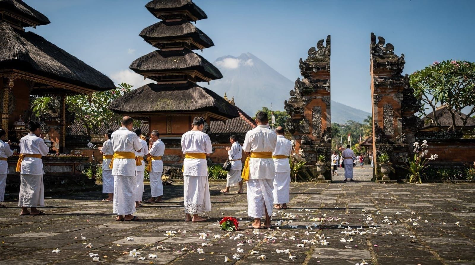 Lempuyang's Gates of Heaven: The Truth About the Photo